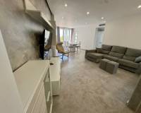 Resale - Apartment - Torrevieja - Puerto Deportivo