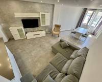 Resale - Apartment - Torrevieja - Puerto Deportivo