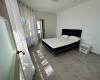 Resale - Apartment - Torrevieja - Puerto Deportivo
