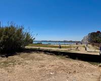 Resale - Apartment - Torrevieja - Puerto Deportivo