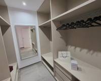 Resale - Apartment - Torrevieja - Puerto