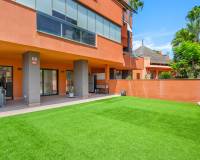 Resale - Apartment - Villamartin - Lomas del Golf