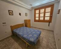 Resale - Bungalow - Guardamar Del Segura - Urbanizaciones