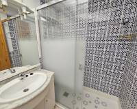 Resale - Bungalow - Guardamar Del Segura - Urbanizaciones