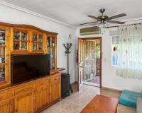 Resale - Bungalow - Orihuela Costa - Los Almendros-La Florida