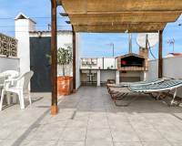 Resale - Bungalow - Torrevieja - La Siesta - El Salado -  Torreta