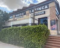 Resale - commercial property - Algorfa - La Finca Golf