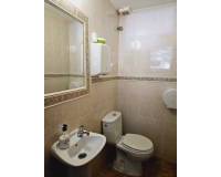 Resale - commercial property - Guardamar Del Segura - CENTRO