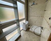 Resale - commercial property - La Finca Golf - Algorfa