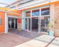 Resale - commercial property - La Finca Golf - Algorfa