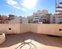 Resale - commercial property - Torrevieja - Playa del Cura