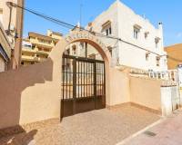 Resale - Studio apartment - Torrevieja - La Mata