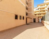 Resale - Studio apartment - Torrevieja - La Mata