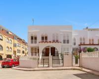 Resale - Terraced house - Torrevieja - La Mata pueblo