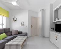 Resale - Terraced house - Torrevieja - Los Altos