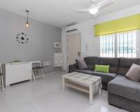 Resale - Terraced house - Torrevieja - Los Altos