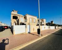 Resale - Townhouse - Torrevieja - Aguas Nuevas