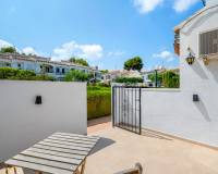 Resale - Townhouse - Torrevieja - Lago jardin