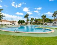 Resale - Townhouse - Torrevieja - Lago jardin