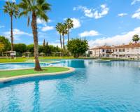 Resale - Townhouse - Torrevieja - Lago jardin