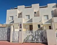 Resale - Townhouse - Torrevieja - Nueva Torrevieja - Aguas Nuevas