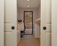 Resale - Villa - Alicante