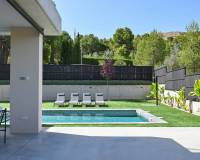 Resale - Villa - Alicante