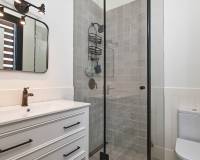 Resale - Villa - Alicante