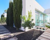Resale - Villa - Alicante