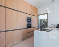 Resale - Villa - Alicante