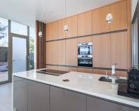 Resale - Villa - Alicante