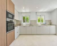 Resale - Villa - Altea