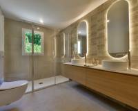 Resale - Villa - Altea