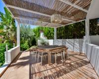 Resale - Villa - Altea