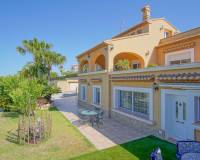 Resale - Villa - Benissa - Fustera