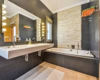 Resale - Villa - Benissa
