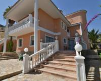 Resale - Villa - Calpe