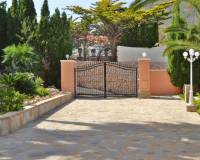 Resale - Villa - Calpe