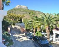 Resale - Villa - Calpe