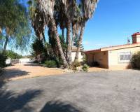 Resale - Villa - Dolores