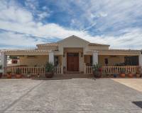 Resale - Villa - Heradades - Heredades