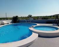 Resale - Villa - Jacarilla