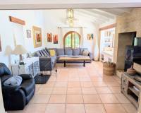 Resale - Villa - Jávea - La Lluca