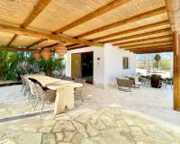 Resale - Villa - Moraira - Benimeit