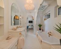 Resale - Villa - Moraira