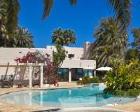 Resale - Villa - Moraira