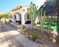 Resale - Villa - Orihuela Coast - La Zenia