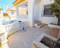 Resale - Villa - Orihuela Coast - La Zenia