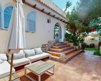 Resale - Villa - Orihuela Costa - La Zenia