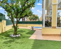 Resale - Villa - Orihuela Costa - Los Dolses